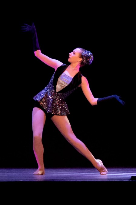 ISTD modern theatre dance lessons